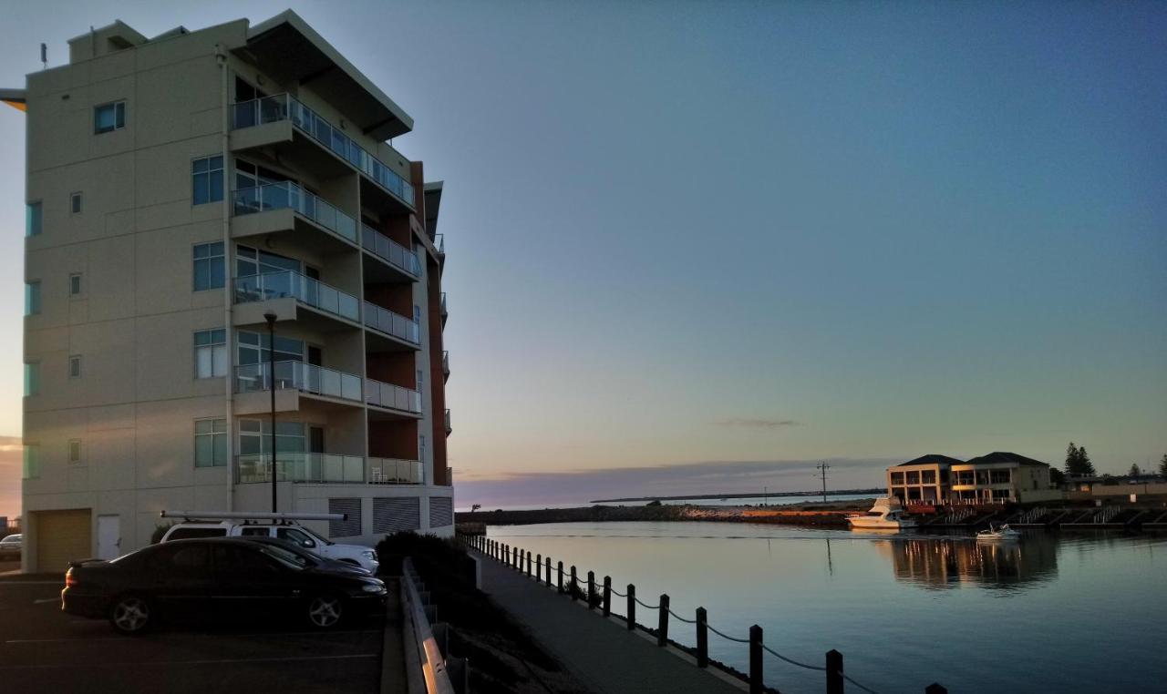 Wallaroo Marina Executive Apartments Esterno foto